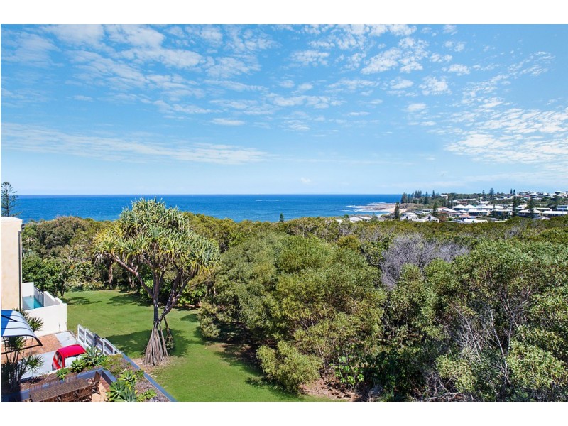 34 McIlwraith Street, Moffat Beach QLD 4551