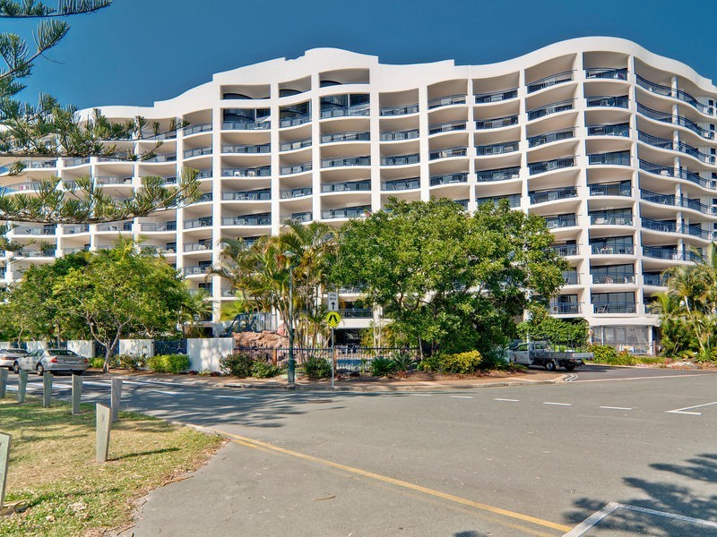 Unit 803 ‘Worldmark’ 75 Golden Beach Esplanade, Golden Beach QLD 4551