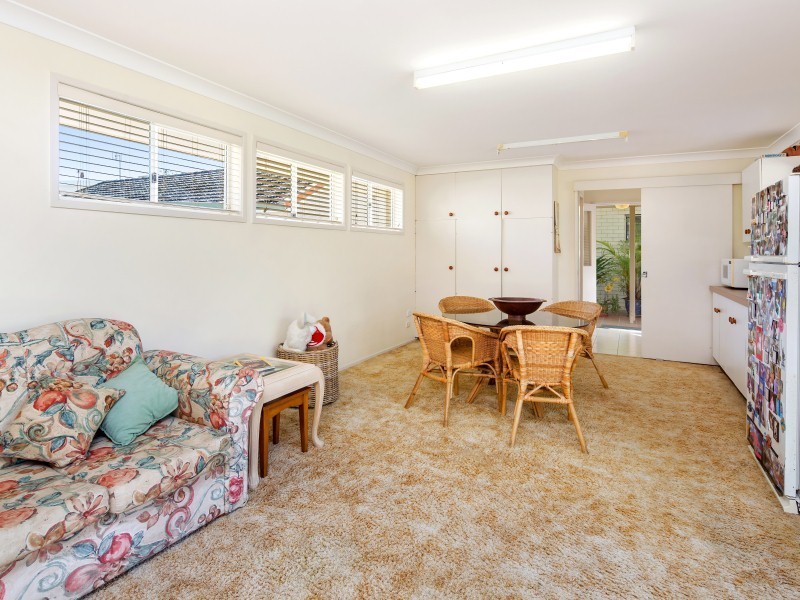 25 Queen of Colonies Parade, Moffat Beach QLD 4551