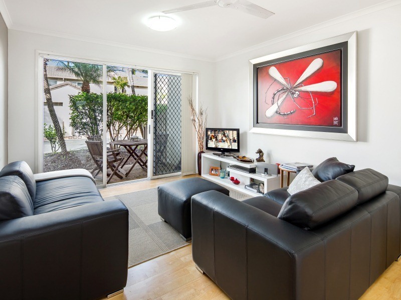 Unit 26 ‘Oaks Oasis’ 2 Landsborough Parade, Golden Beach QLD 4551