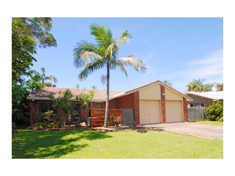 15 Windsor Avenue, Shelly Beach QLD 4551