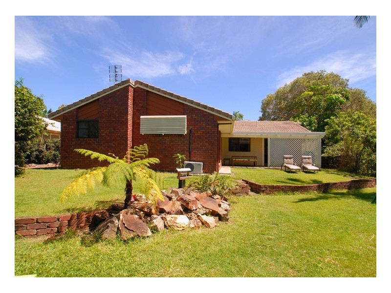 15 Windsor Avenue, Shelly Beach QLD 4551