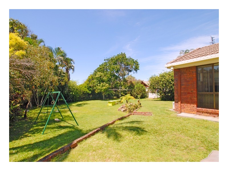 15 Windsor Avenue, Shelly Beach QLD 4551