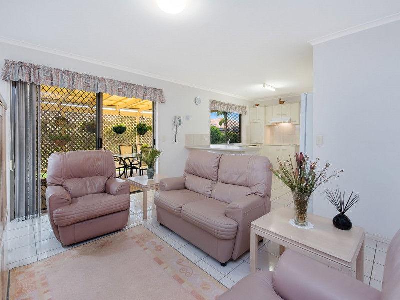 11 Sir Joseph Banks Drive, Pelican Waters QLD 4551