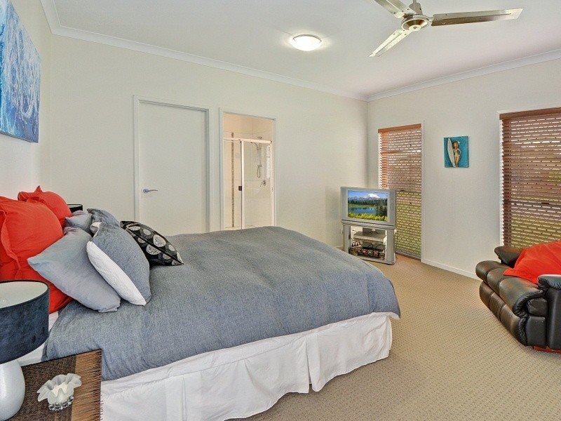 14 King Orchid Drive, Little Mountain QLD 4551