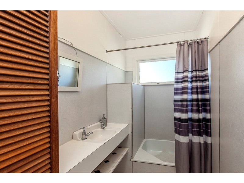 96 Westminster Avenue, Golden Beach QLD 4551