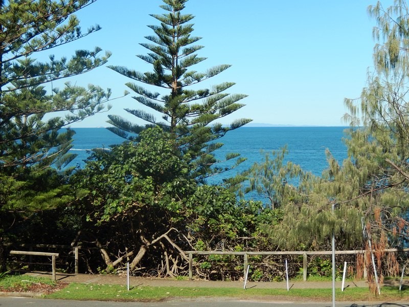 Unit 1/13 Esplanade Headland, Kings Beach QLD 4551