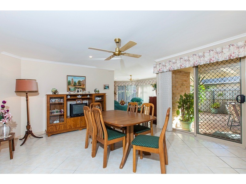 73 O’Reilly Drive, Caloundra West QLD 4551