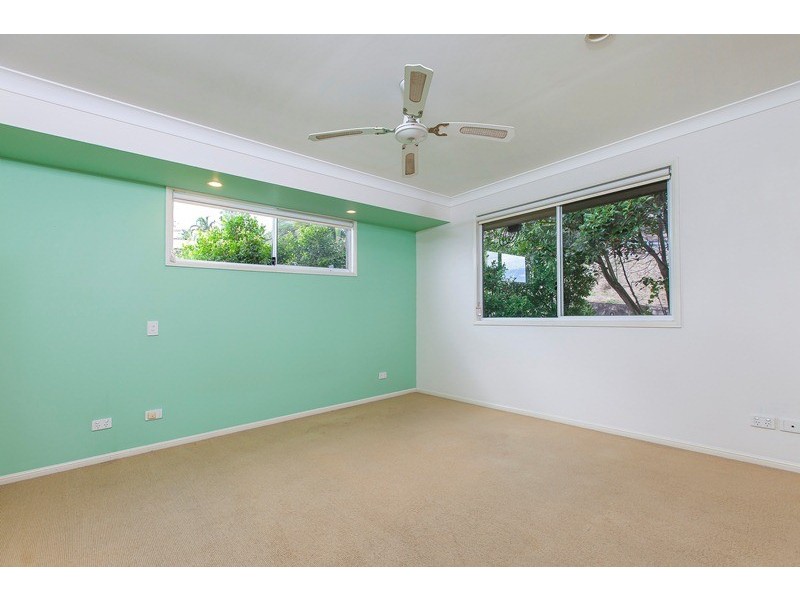 Unit 1 – 90 Tantula Road West, Alexandra Headland QLD 4572