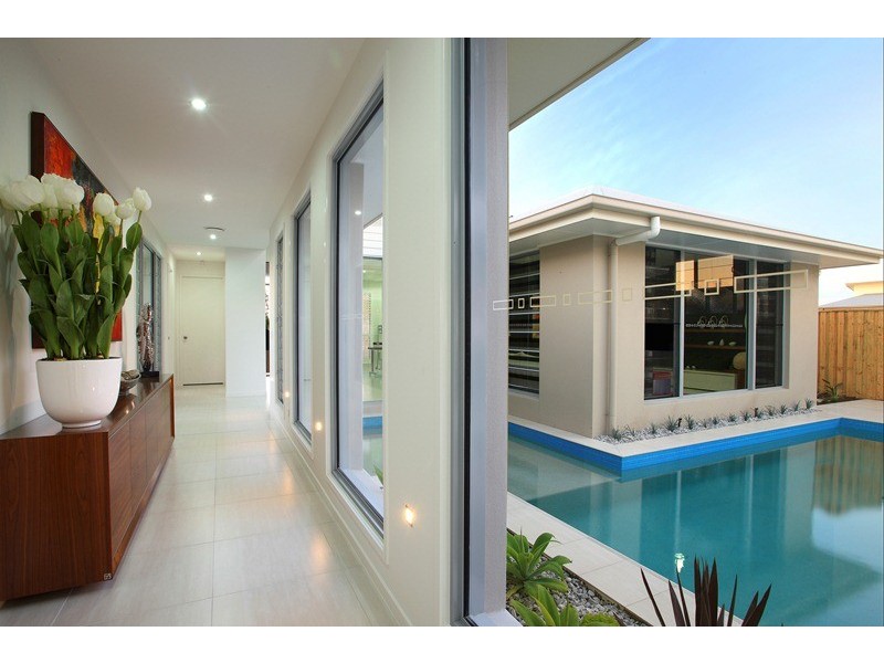 55 Whitehaven Way, Pelican Waters QLD 4551