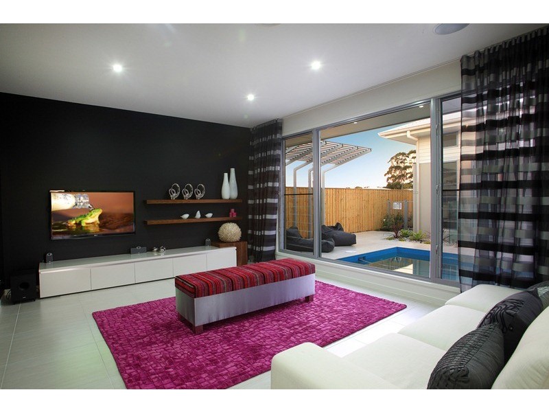 55 Whitehaven Way, Pelican Waters QLD 4551