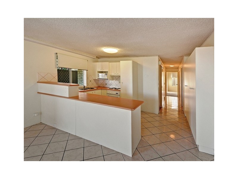 Unit 1 ‘Capeview’ 28 Orvieto Terrace, Kings Beach QLD 4551