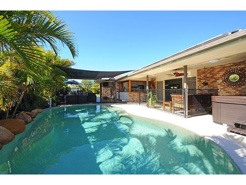 42 Springs Drive, Little Mountain QLD 4551