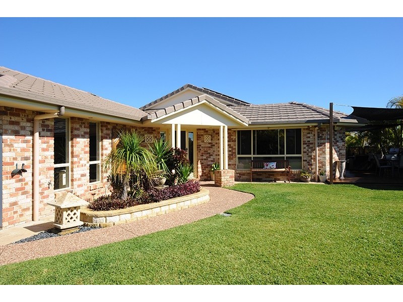 42 Springs Drive, Little Mountain QLD 4551