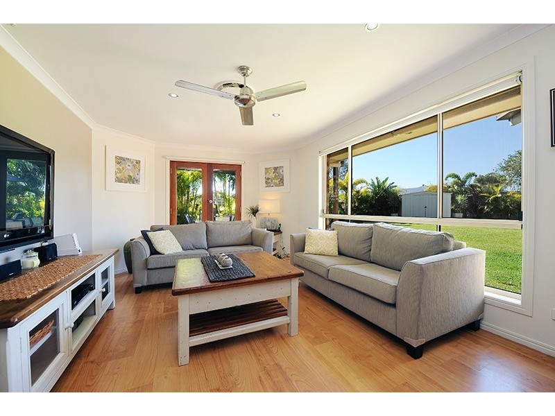 42 Springs Drive, Little Mountain QLD 4551