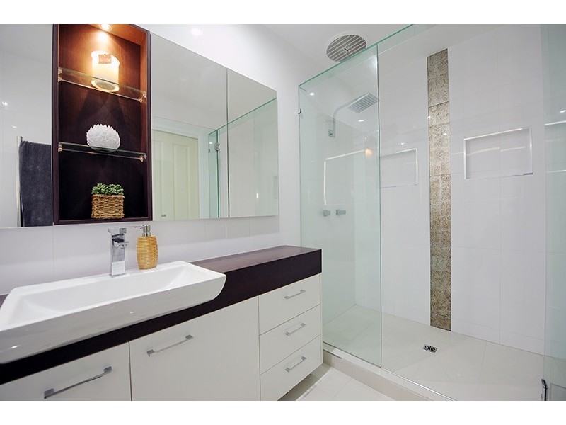 42 Springs Drive, Little Mountain QLD 4551