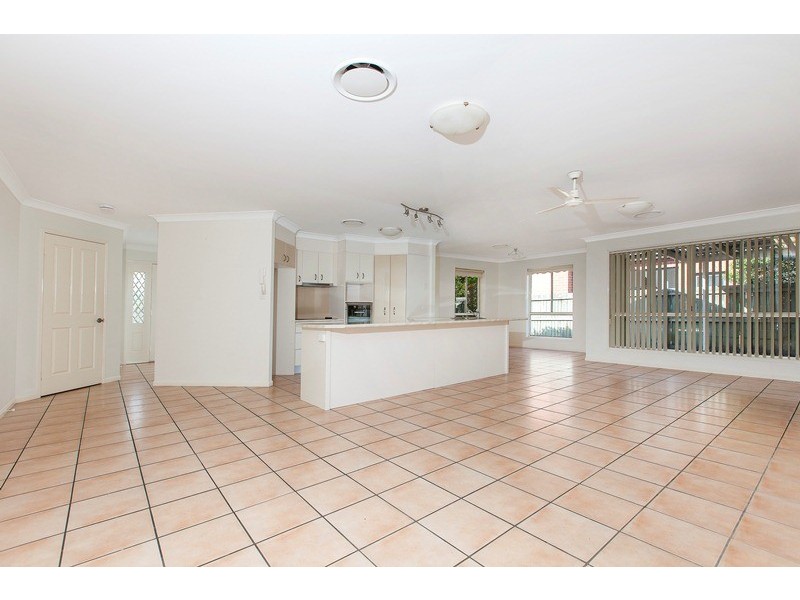 4 Bongaree Drive, Pelican Waters QLD 4551