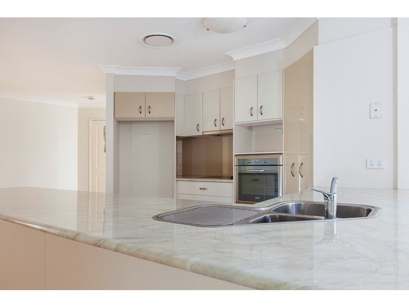 4 Bongaree Drive, Pelican Waters QLD 4551
