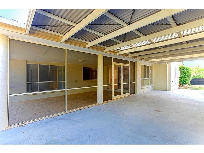 4 Bongaree Drive, Pelican Waters QLD 4551