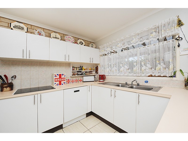 1 Pinewood Street, Little Mountain QLD 4551