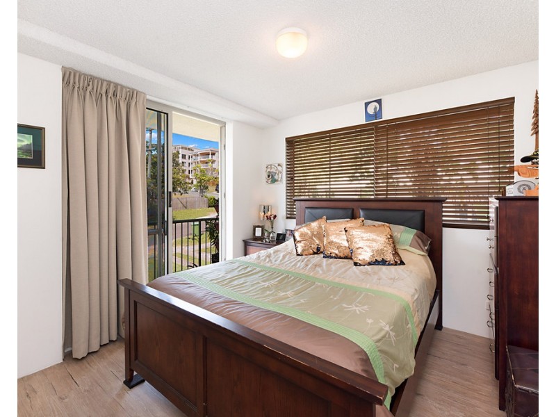 Unit 1/5 Arthur Street, Kings Beach QLD 4551