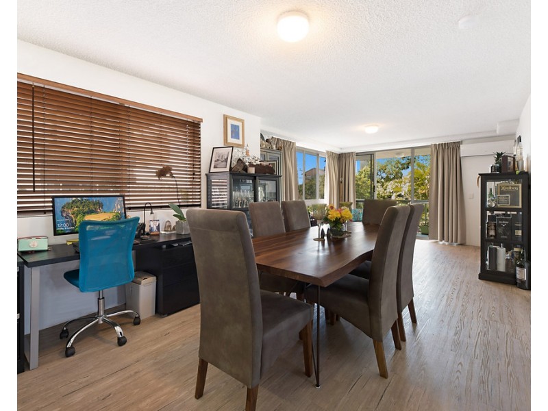 Unit 1/5 Arthur Street, Kings Beach QLD 4551