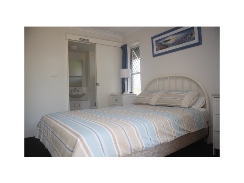Unit 2 ‘Sanctuary Shores’ 13 Warne Terrace, Kings Beach QLD 4551