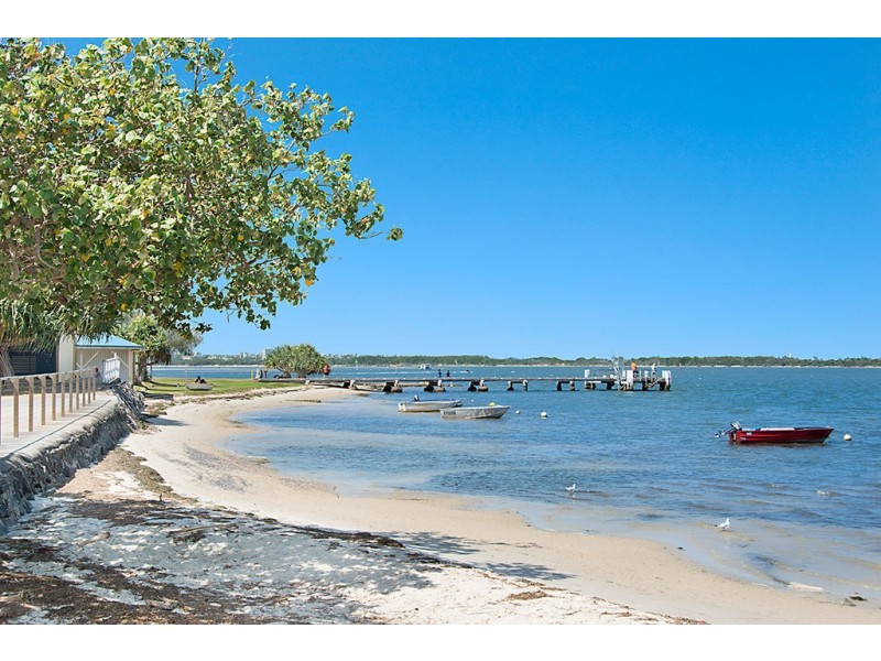 135 Golden Beach Esplanade, Golden Beach QLD 4551