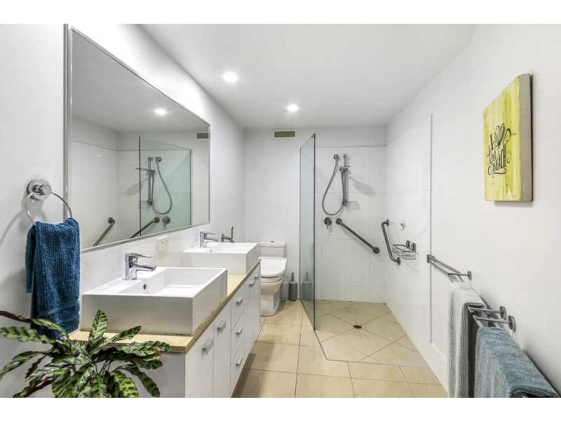 Unit 402/3 Arthur Street, Kings Beach QLD 4551