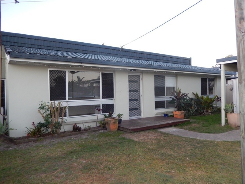 5 Kambora Street, Warana QLD 4575