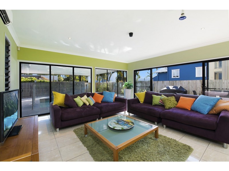 22 Seaview Terrace, Moffat Beach QLD 4551