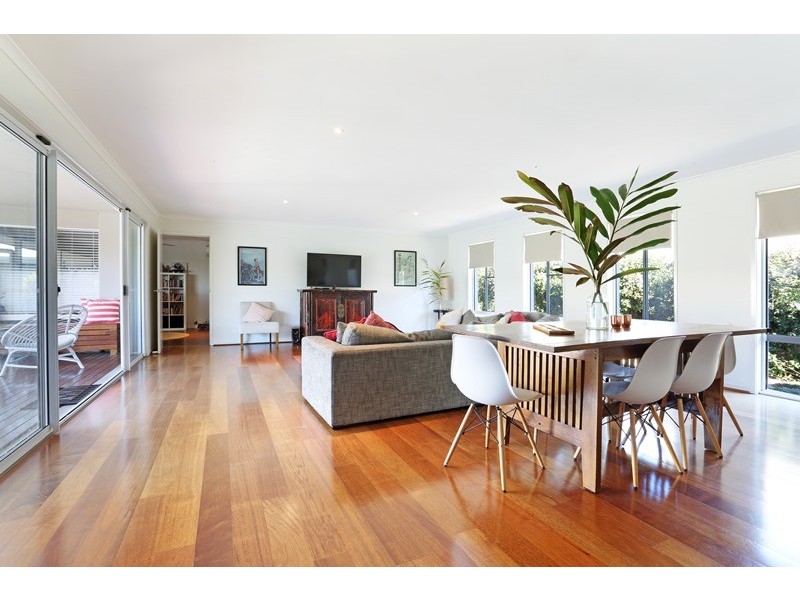 7 Airlie Crescent, Pelican Waters QLD 4551