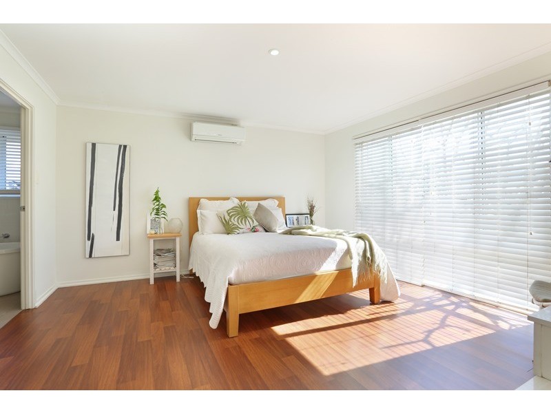 7 Airlie Crescent, Pelican Waters QLD 4551