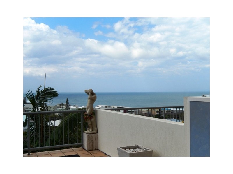 Unit 2 ‘The Lighthouses Caloundra’ 5 Canberra Terrace, Kings Beach QLD 4551