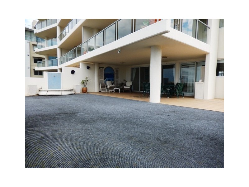 Unit 2 ‘The Lighthouses Caloundra’ 5 Canberra Terrace, Kings Beach QLD 4551