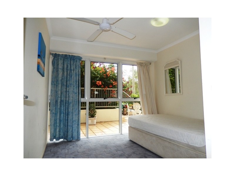 Unit 2 ‘The Lighthouses Caloundra’ 5 Canberra Terrace, Kings Beach QLD 4551