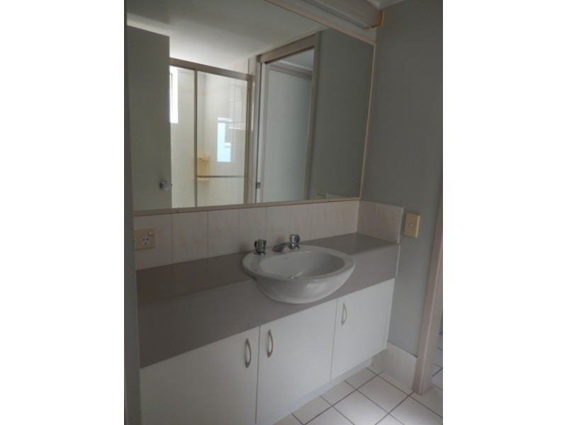 Unit 5 ‘Nautilus’ 44 King Street, Kings Beach QLD 4551