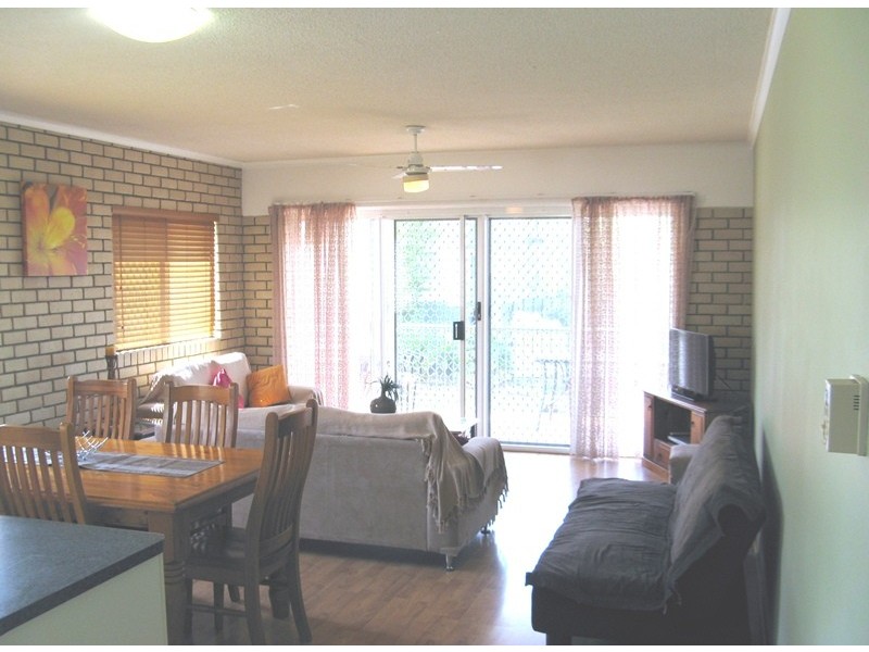 Unit 12 ‘Whitecaps’ 44 Edmund Street, Kings Beach QLD 4551