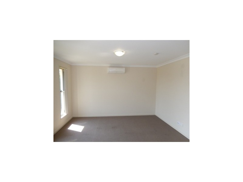 24 Silvereye Street, Sippy Downs QLD 4556