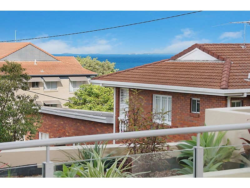 Unit 2 ‘Sky Gardens’ 32 Saltair Street, Kings Beach QLD 4551