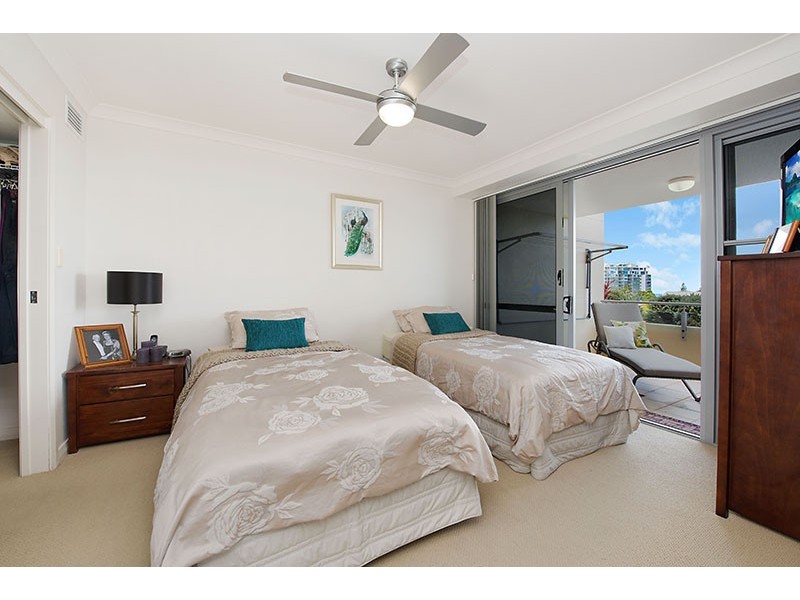 Unit 2 ‘Sky Gardens’ 32 Saltair Street, Kings Beach QLD 4551