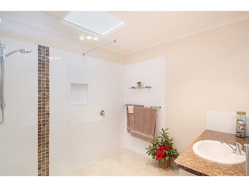 Unit 1 ‘Murtoa Court’ 5 Caldwell Street, Golden Beach QLD 4551