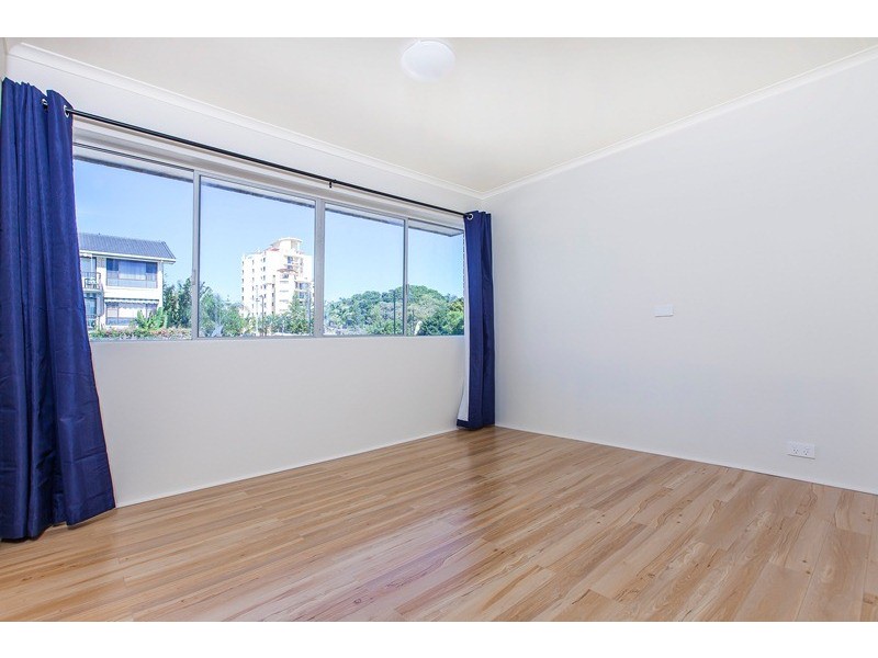 Unit 1 ‘Blue Dolphin’ 35 Burgess Street, Kings Beach QLD 4551