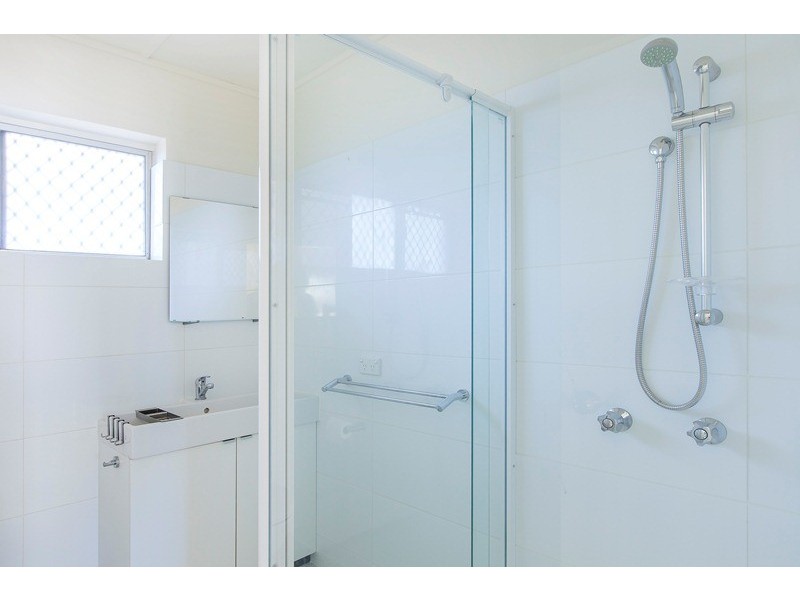 Unit 1 ‘Blue Dolphin’ 35 Burgess Street, Kings Beach QLD 4551