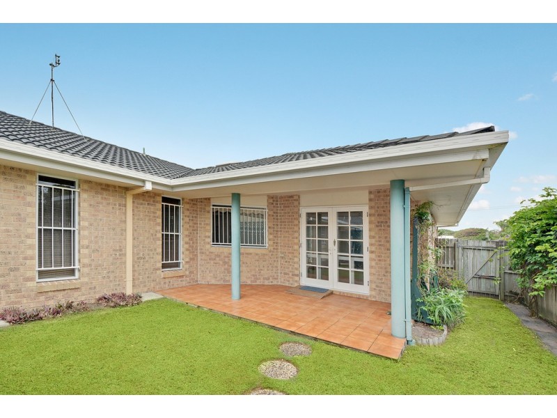 7 Kalinga Street, Caloundra QLD 4551