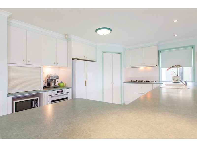 10 Pamphlet Place, Pelican Waters QLD 4551