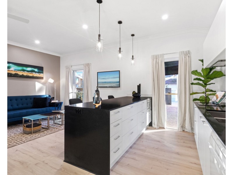 17 Ramsay Crescent, Golden Beach QLD 4551