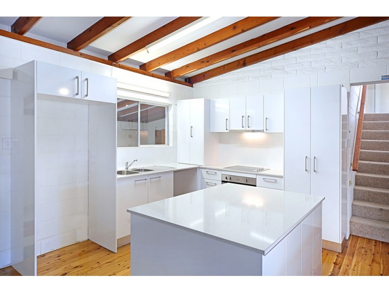 10 Oxley Street, Golden Beach QLD 4551