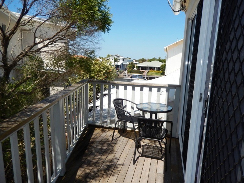 74 Chelsea Crescent, Minyama QLD 4575