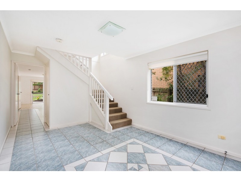 12 Coolum Street North, Dicky Beach QLD 4551